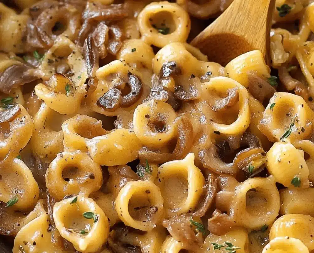 Easy French Onion Pasta Recipe: Quick Comfort Food