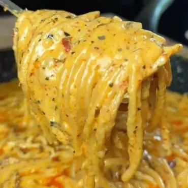 Delicious pasta recipe with minced meat and sauce in a cooking video