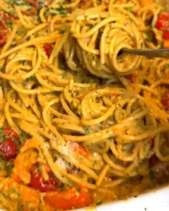 Pesto Pasta With Roasted Tomatoes!